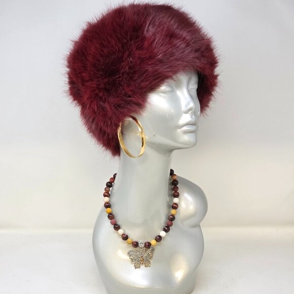 💖NEW! Luxury Faux Fur Winter Hat Burgandy - Picture 1 of 1